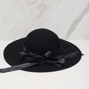 Express | Black Wool hat  100% wool one size